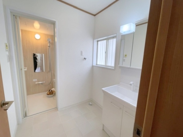 座間市四ツ谷の中古一戸建て