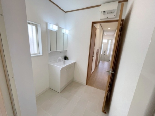 座間市四ツ谷の中古一戸建て