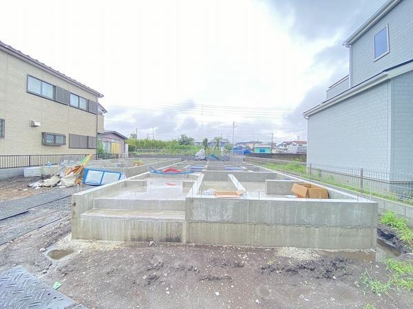 横浜市泉区下和泉4丁目　新築戸建　全2棟　A号棟