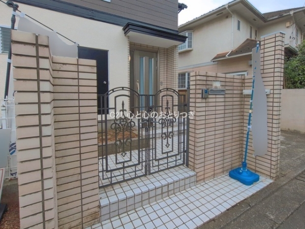 町田市本町田の中古一戸建て