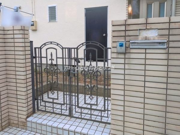 町田市本町田の中古一戸建て