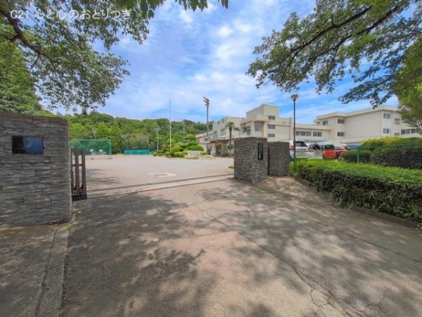 相模原市南区新戸の中古一戸建て(相模原市立相陽中学校)