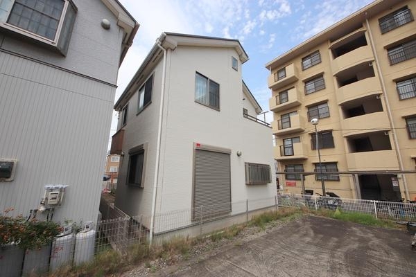 座間市ひばりが丘１丁目の中古一戸建て