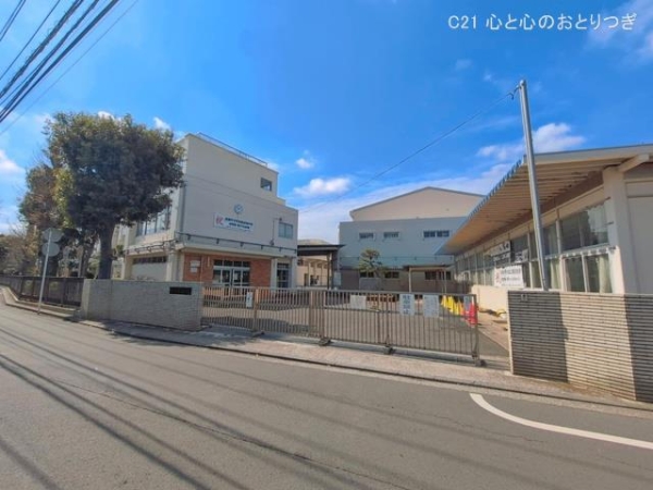 横浜市泉区和泉が丘３丁目の中古一戸建て(横浜市立泉が丘中学校)