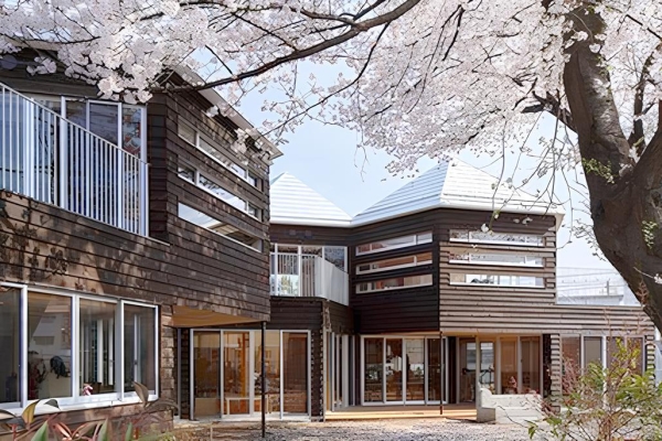 大和市中央林間西5丁目3期　新築分譲住宅　2号棟(中央林間もりのこ保育園)