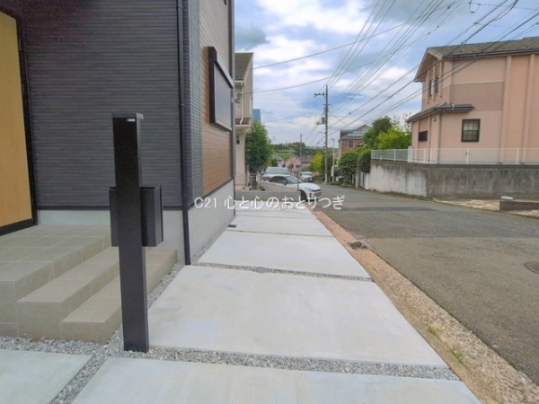 横浜市青葉区美しが丘西1丁目　新築分譲住宅　1号棟