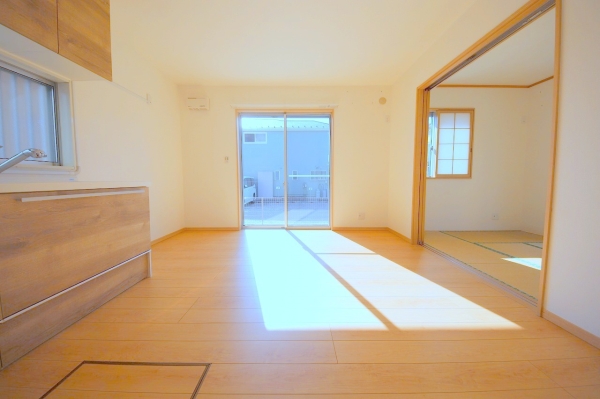 大和市上草柳８丁目の中古一戸建て