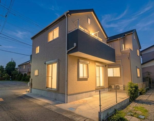 大和市上草柳８丁目の中古一戸建て