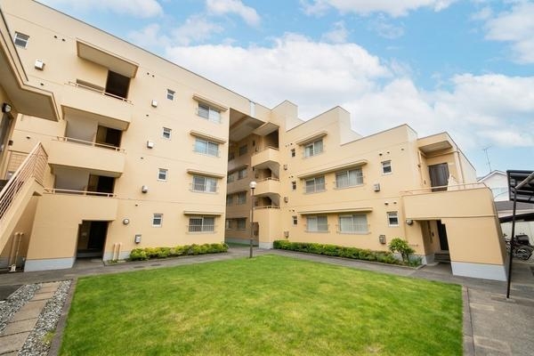 瀬谷ハイツB棟