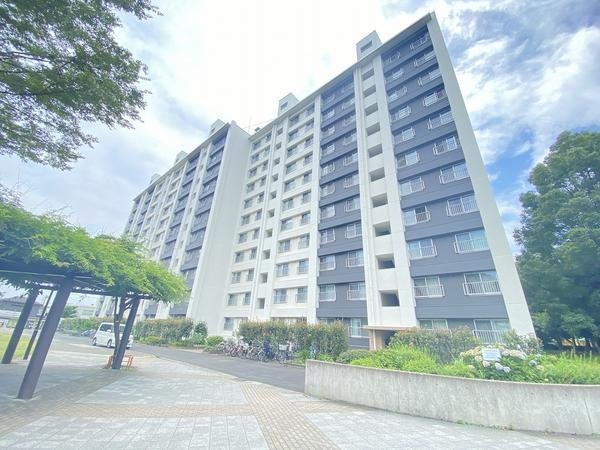 県ドリームハイツ　9号棟