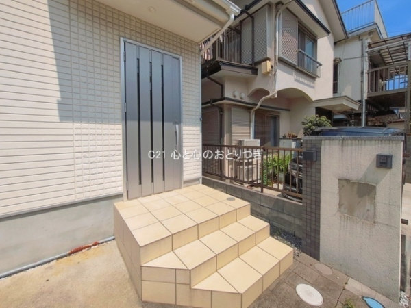 座間市ひばりが丘１丁目の中古一戸建て