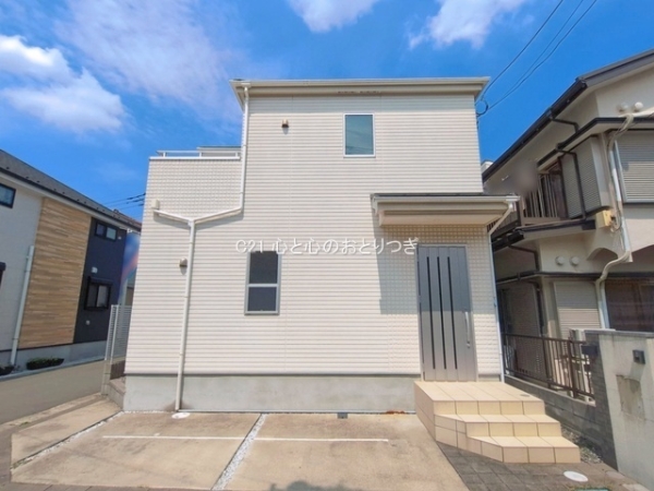 座間市ひばりが丘１丁目の中古一戸建て