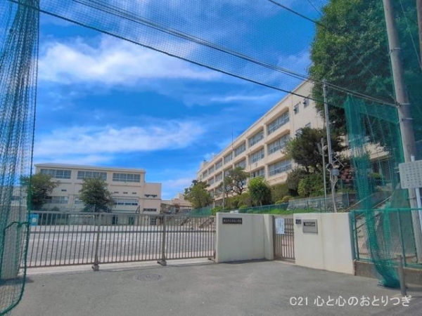 横浜市青葉区田奈町の中古一戸建て(横浜市立田奈小学校)