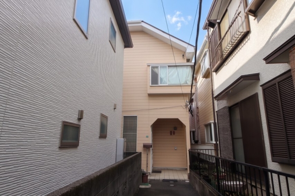 座間市相模が丘1丁目　建築条件なし売地