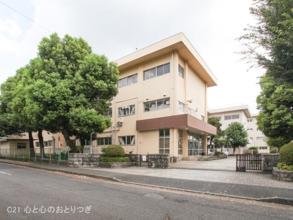 相模原市南区上鶴間4丁目13期　新築分譲住宅　1号棟(相模原市立上鶴間中学校)
