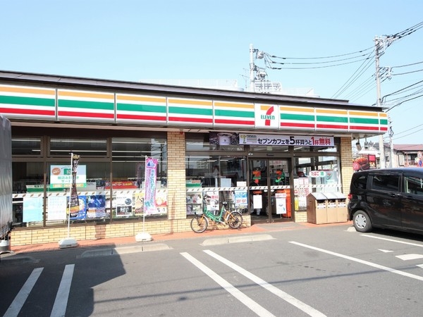 コーポ下鶴間７号棟(セブンイレブン大和西鶴間店)