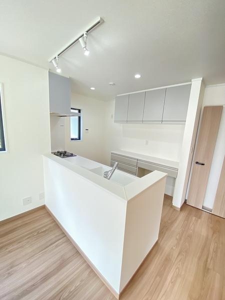 横浜市瀬谷区北新　新築戸建　全2棟　A号棟