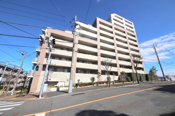 コスモフォーラムすずかけ台駅前