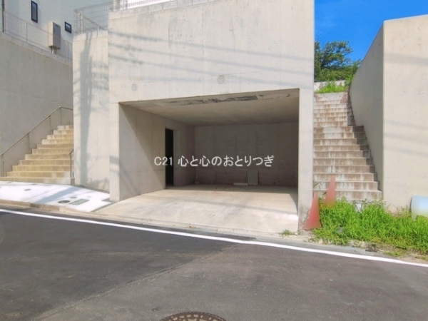 町田市上小山田町　新築分譲住宅　2号棟