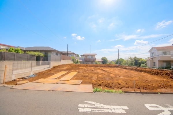 座間市立野台3丁目　建築条件なし売地　2号地