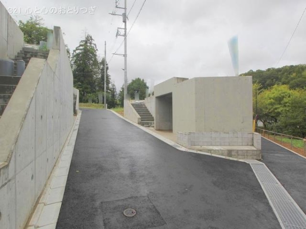 町田市上小山田町の土地