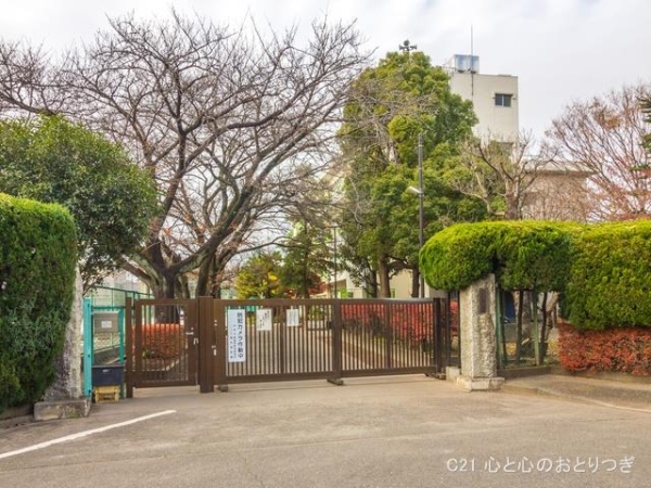 町田市金森４丁目の土地(町田市立南中学校)