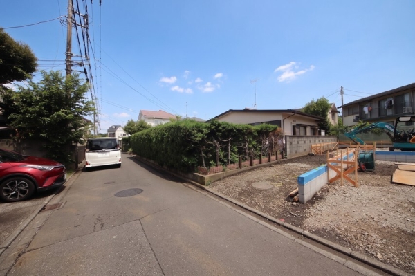 相模原市南区東林間6丁目　新築分譲住宅　2号棟