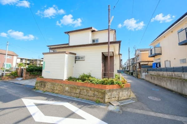 座間市南栗原６丁目の土地