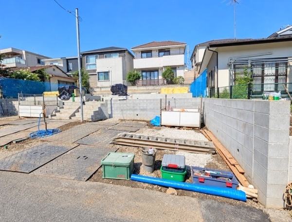 大和市西鶴間4丁目8期　新築分譲住宅　1号棟