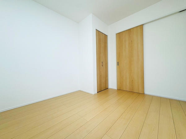 綾瀬市大上４丁目　新築戸建