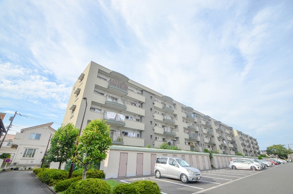相模台ハイツD棟