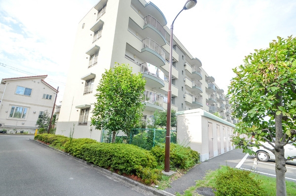 相模台ハイツＤ棟