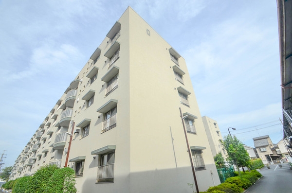 相模台ハイツＤ棟