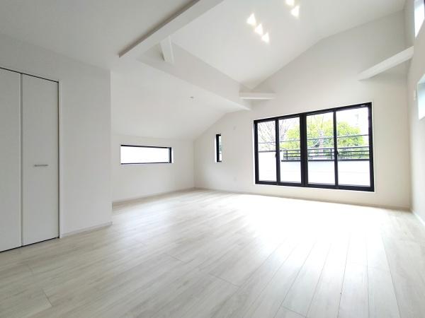 杉並区上高井戸3期　全1棟