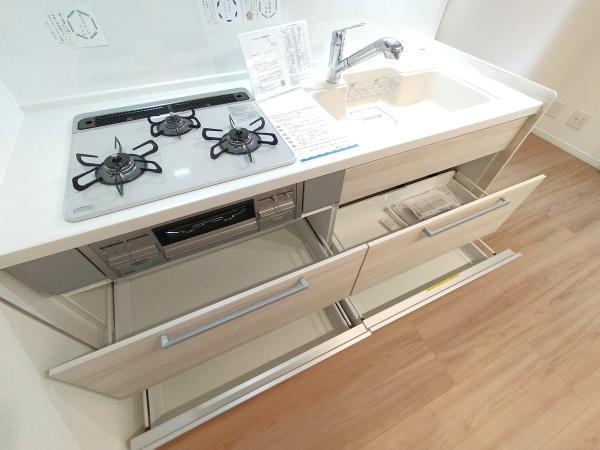モナーク三軒茶屋