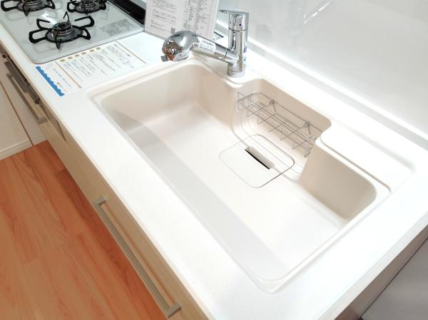 モナーク三軒茶屋