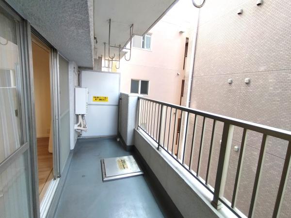 モナーク三軒茶屋