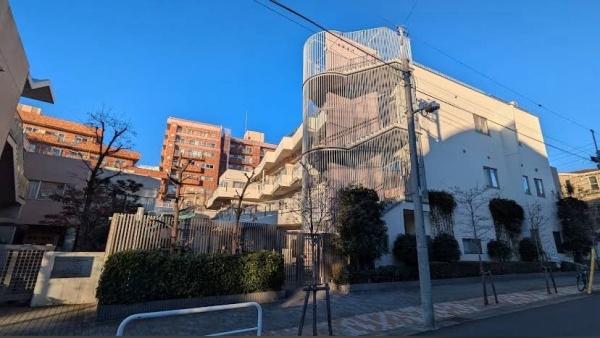 ライオンズ外苑の杜(二葉南元保育園)