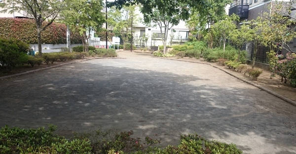 武蔵野グリーンハイツ(つばき緑地)