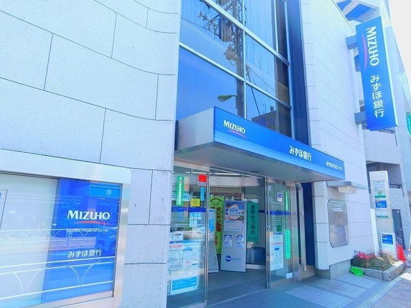 ナイスブライトピア世田谷千歳台(みずほ銀行千歳船橋支店)