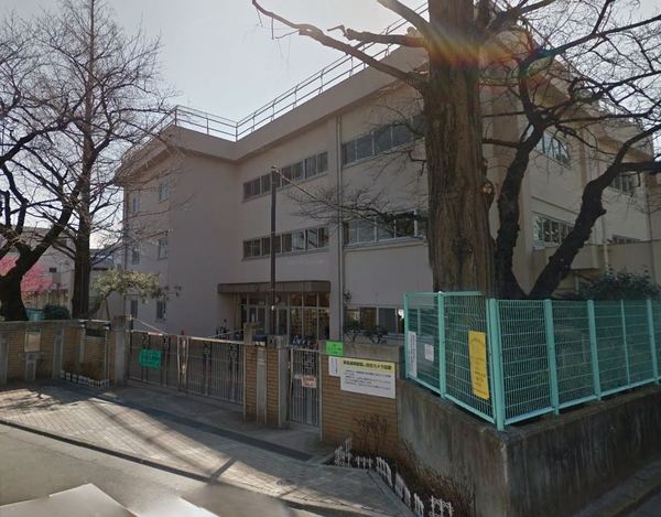 杉並区成田東１丁目の中古一戸建て(杉並区立松ノ木小学校)