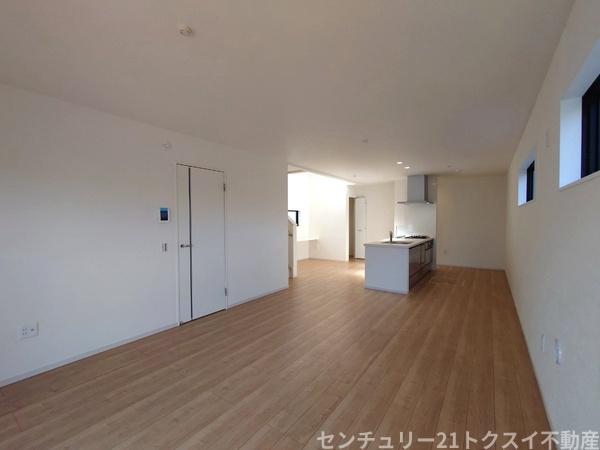 四街道市大日14期新築戸建　1号棟　全2棟