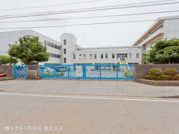 四街道市大日の土地(四街道市立四街道北中学校)