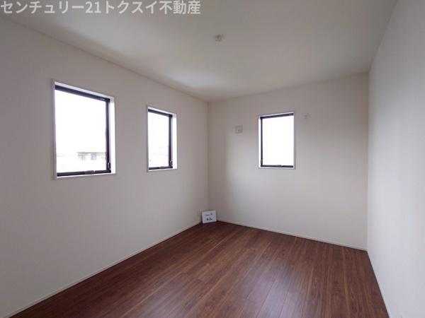 ユーカリが丘駅1期1号棟新築戸建全2棟