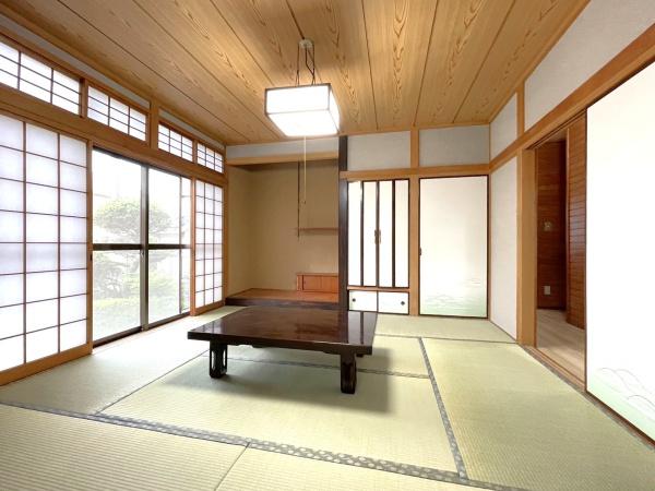 八街市みどり台１丁目の中古一戸建て