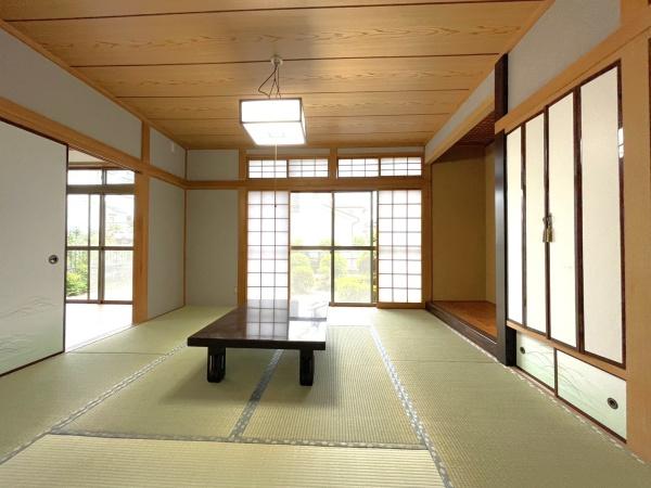 八街市みどり台１丁目の中古一戸建て