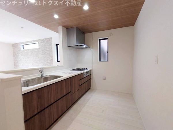 四街道市グラファーレ千代田5期1号棟新築戸建全2棟(キッチン)