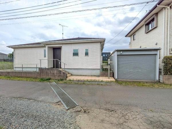 四街道市大日　ガレージ付平屋　中古戸建
