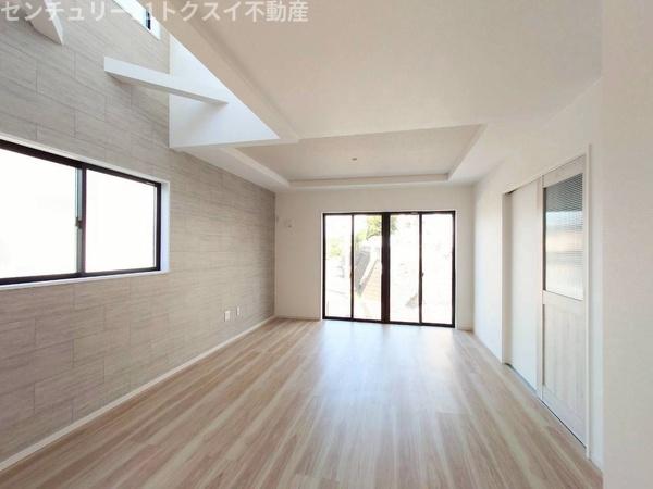 四街道市栗山5期1号棟新築戸建(リビング)