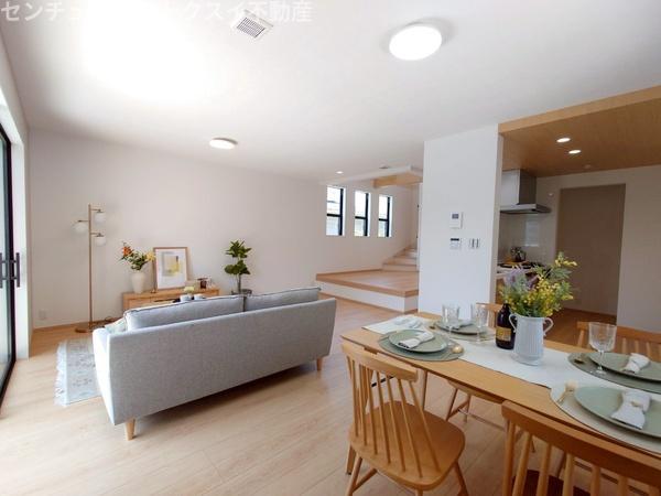 フレスティア西ユーカリが丘No1新築戸建(リビング)